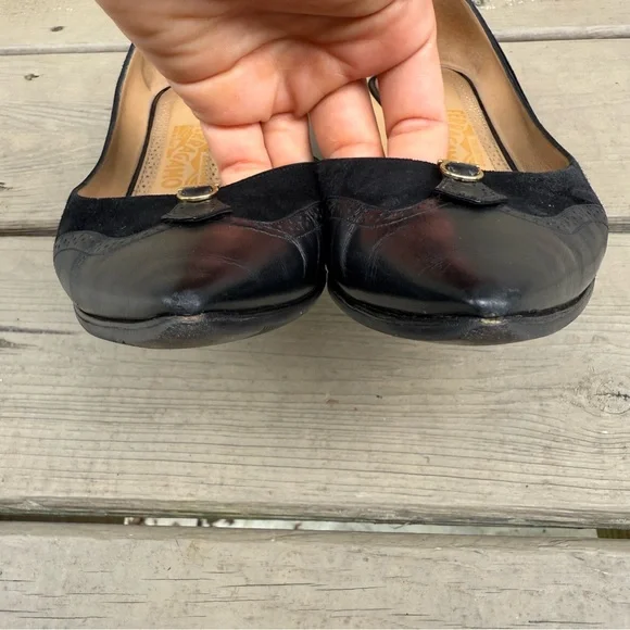 Salvatore Ferragamo Neissa pumps in black suede and leather shoes size 7.5 B - Picture 4 of 16